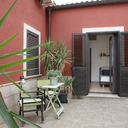 Cortile Pirra Vakantiehuis *